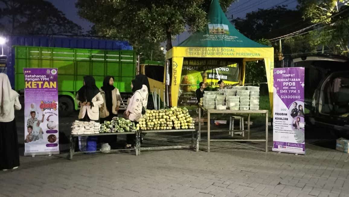 SMK YPM 5 SUKODONO Berbagi Sayur- mayur dalam program Ketahanan Pangan (KETAN YPM)