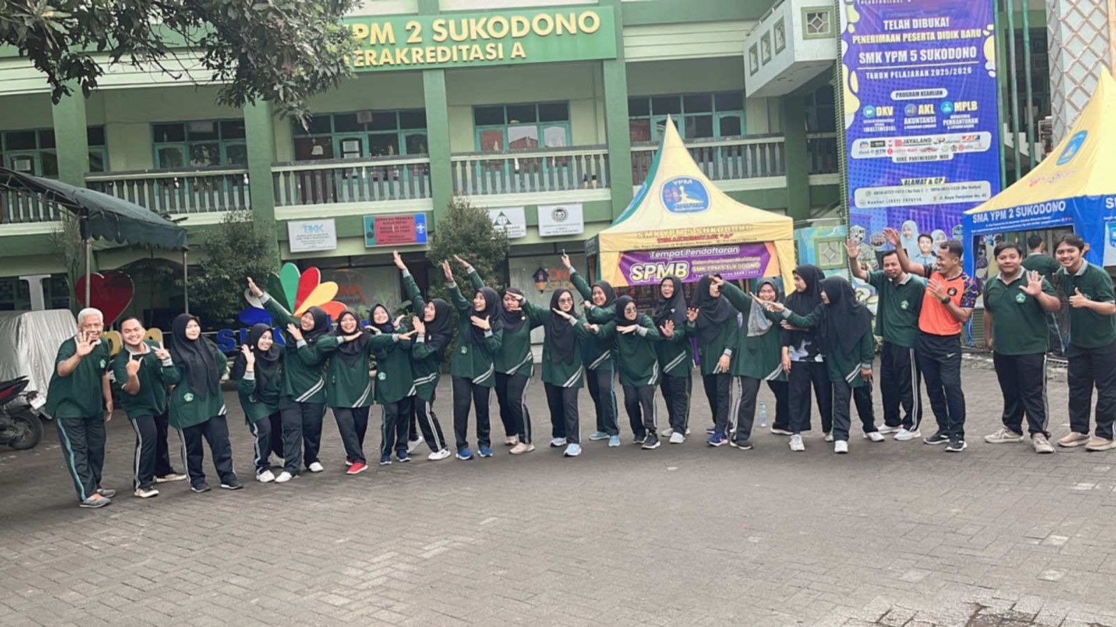 SENAM SABTU CERIA